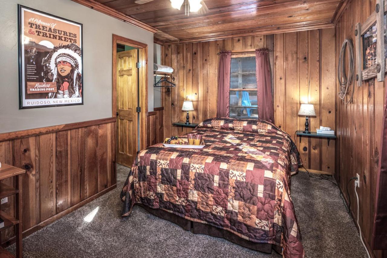 Apache Village 5, Queen Bed, Midtown, Sleeps 2 Руидозо Экстерьер фото
